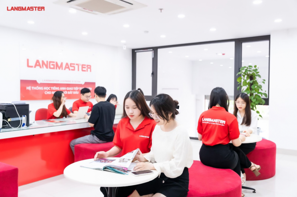 khóa học tiếng anh trực tuyến tại langmaster